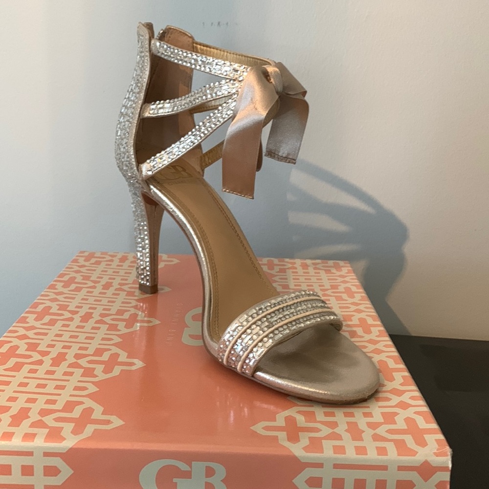 Gianni Bini Light Gold Studded Heel